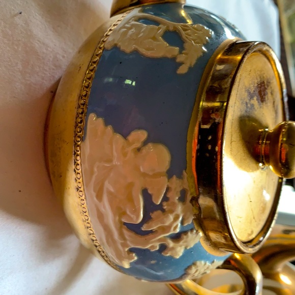 Lustreware Gibsons teapots golden and blue wedge wood looking set. - Picture 3 of 7